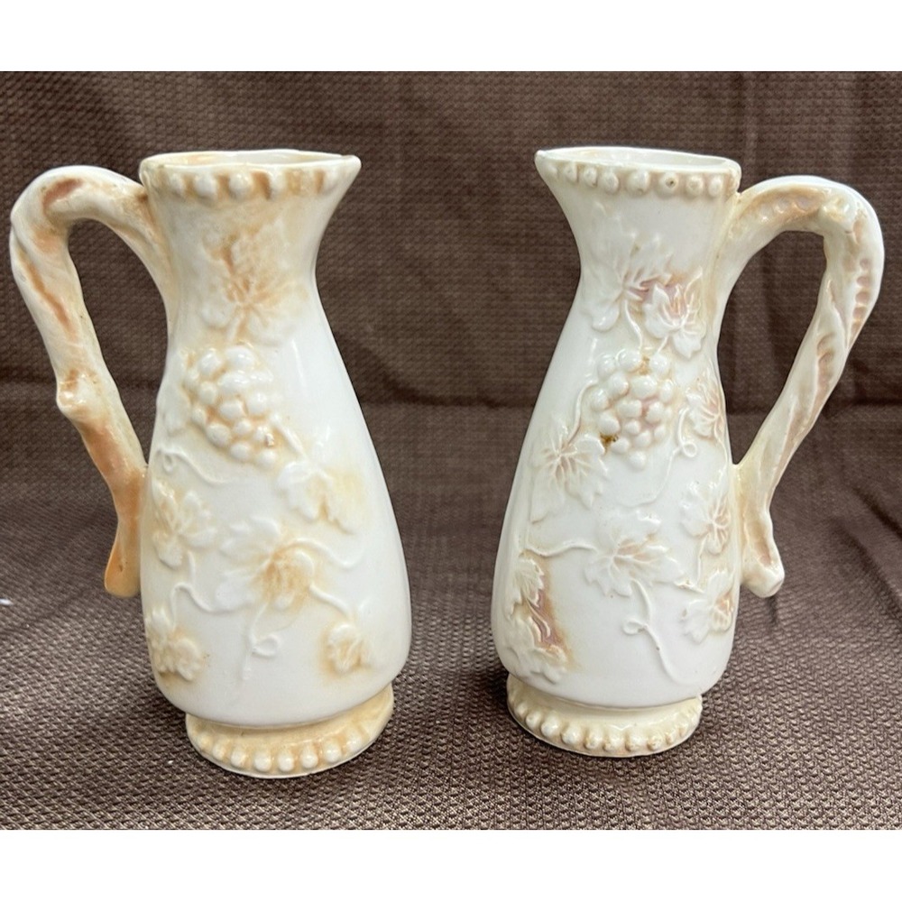 2 Beautiful Vintage Lefton Ceramic‎ Mini Pitchers (1667)